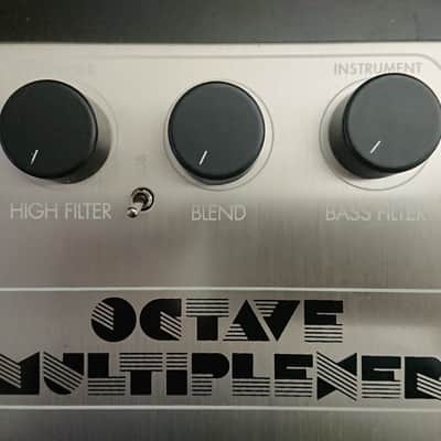 2000s - Vintage Electro-Harmonix Octave Multiplexer (Large Box) 2000s - Silver image 12