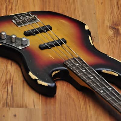 Vintage VJ74 Icon Fretless Bass - Sunset Sunburst image 15