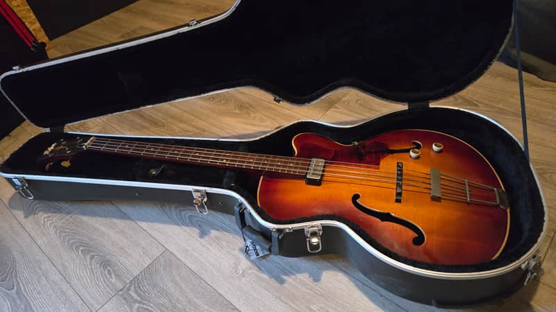 Hofner Senator Bass
