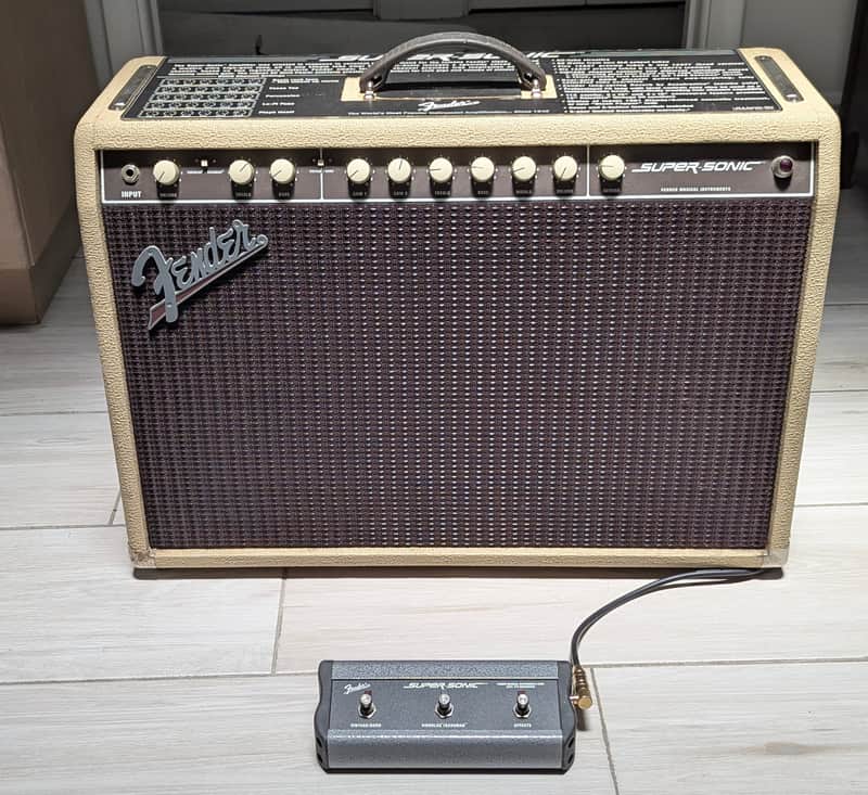 Fender Super-Sonic 112 2-Channel 60-Watt 1x12" Guitar Combo