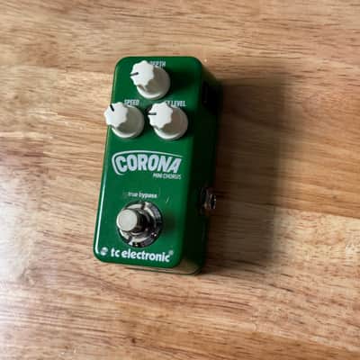 TC Electronic Corona Mini Chorus 2014 - Present - Green image 7