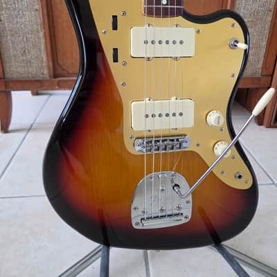 Fender Jazzmaster 60s Classic Japan 2017 - Sunburst image 2