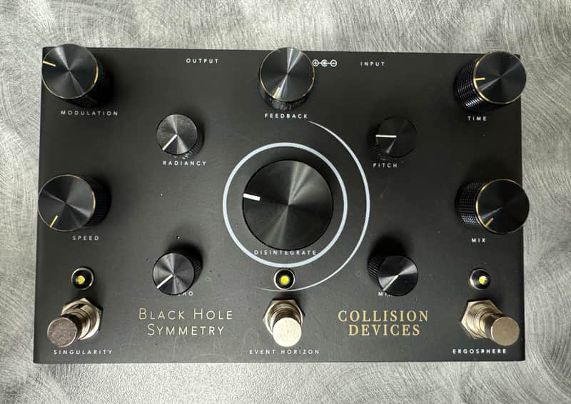 Collision Devices Black Hole Symmetry