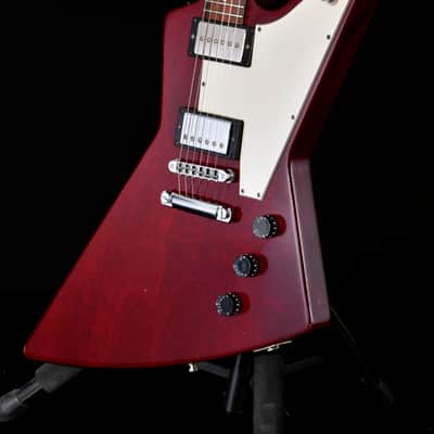 2001 Gibson Explorer '76 in Cherry. Comes with Original Gibson Hardcase. image 12