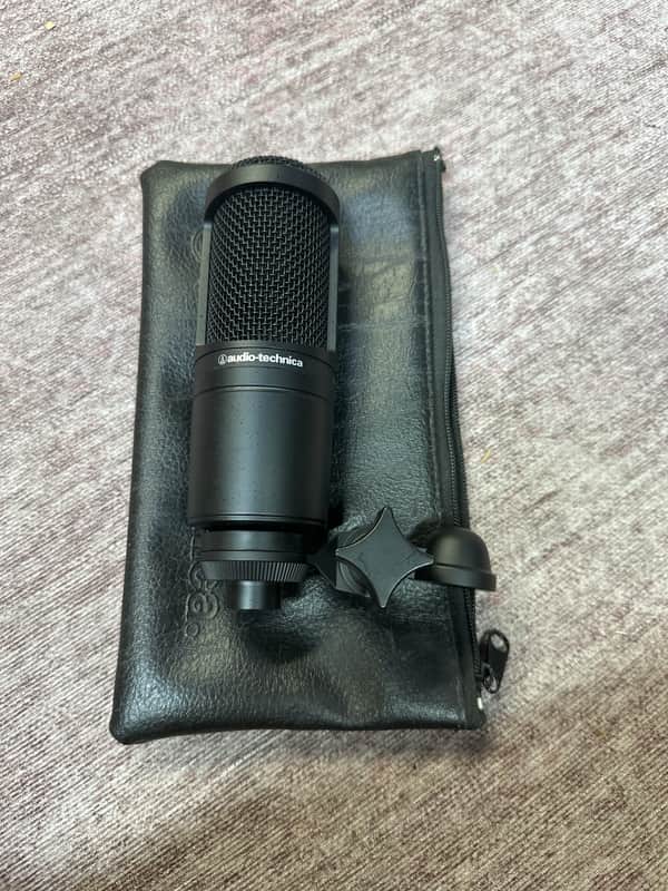 Audio-Technica AT2020 Large Diaphragm Cardioid Condenser Microphone 2010s - Black image 1