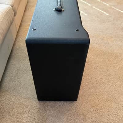 Line 6 DT50 212 50-Watt 2x12" Digital Modeling Guitar Combo 2010 - 2016 - Black image 4