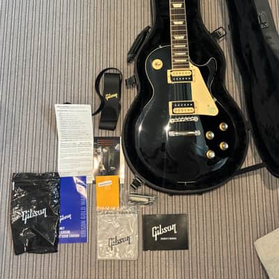 Gibson Les Paul Classic 2021 - Ebony *BOXED* image 6