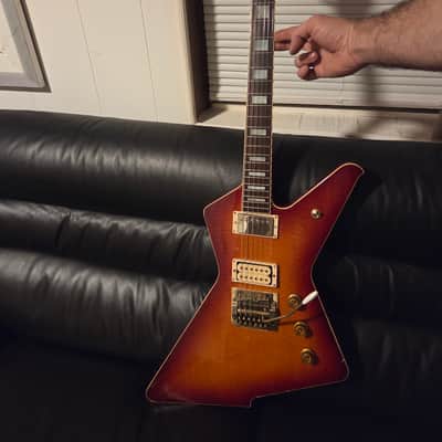 Ibanez DT500-Cherry Sunburst Destroyer 1983 Rare with original leather bag image 9