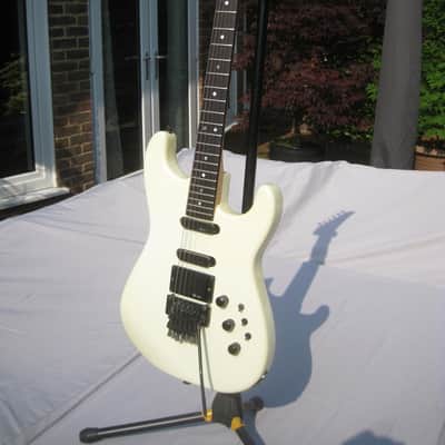 Charvel Type 3 1987 White Sparkle image 9