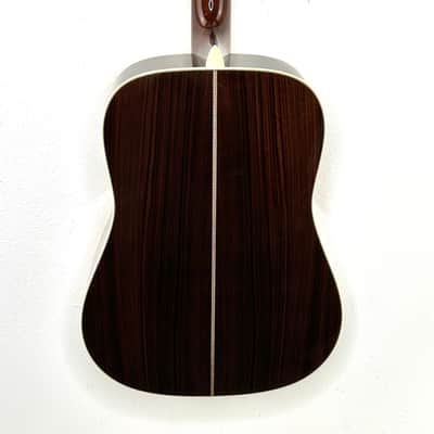Martin D-42 - Natural image 6