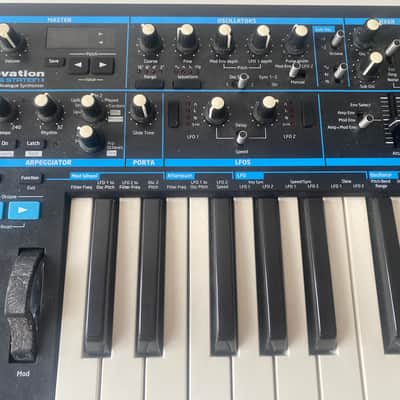 Novation Bass Station II 25-Key Monophonic Synthesizer image 2