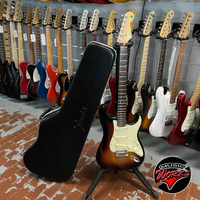 Fender   American Deluxe Stratocaster 3 Ts Rw image 10