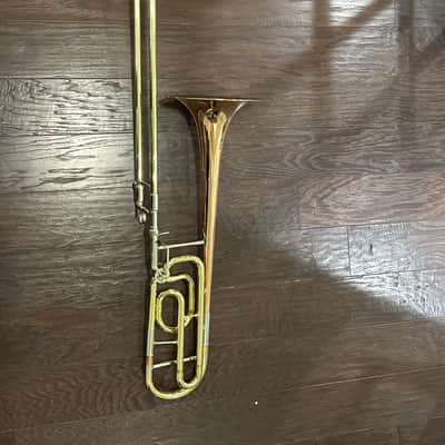 Conn 52H F-Trigger attachment. Slightly used image 4