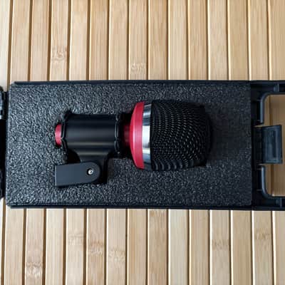 Avantone Pro MONDO Dynamic Kick Drum Microphone 2011 - Present - Red image 4