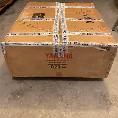 Yamaha O2R V2 Digital Mixing Recording Console + Peak Meter Bridge image 11