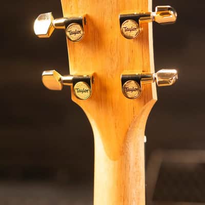 Taylor 222ce-K DLX Grand Concert Acoustic/Electric Guitar with Hardshell Case image 6