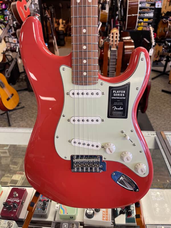 Fender Player Stratocaster 2022 Fiesta Red limited Edition | Reverb