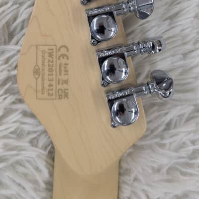 Mint Schecter 2147-SHC 6-String RH PT Fastback Electric Guitar – Gold Top image 6