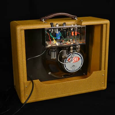 Victoria Vintage Tweed Model 5112 Tube Combo (Original Fender Champ  repro w/ Eminence Legend 12" sp image 4