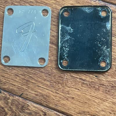 Fender Neck Plate 1975 - Chrome 4 Bolt Precision Bass Jazz Bass Telecaster Original Vintage USA image 2