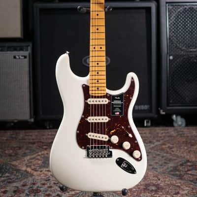 Fender American Professional II Stratocaster Electric Guitar - Olympic White with Hardshell Case image 3