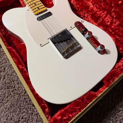 Fender 2012 Custom Shop '50s Reissue Telecaster Relic - Arctic White image 9