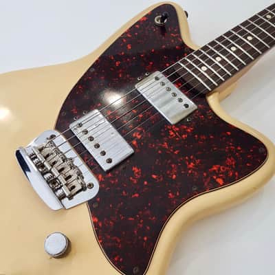 Fender Toronado Deluxe 1998 Olympic White image 4