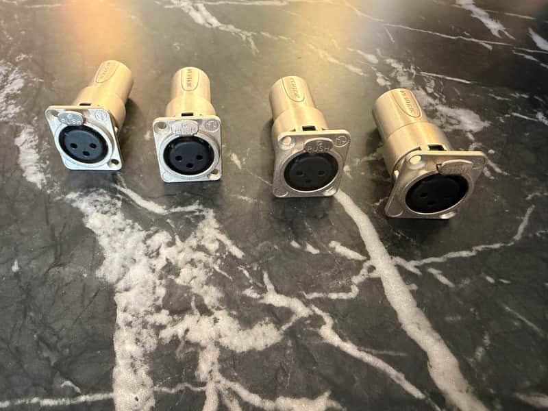 Neutrik NA3FDM XLR Female to Male Panel-Mount Adapters