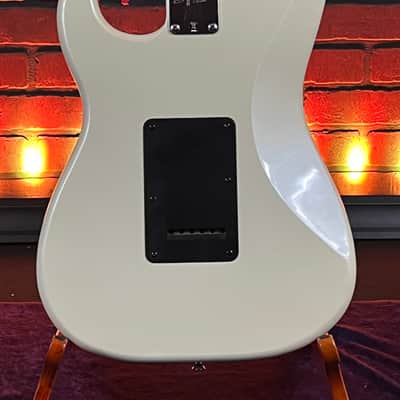2019 Squier Contemporary Stratocaster HH, Maple Fingerboard, Pearl White w/ Duncan and Locking Tuners image 6