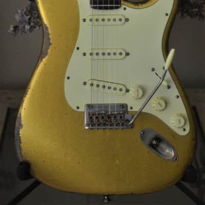 American Standard Fender Stratocaster Custom Relic Gold Sparkle image 12