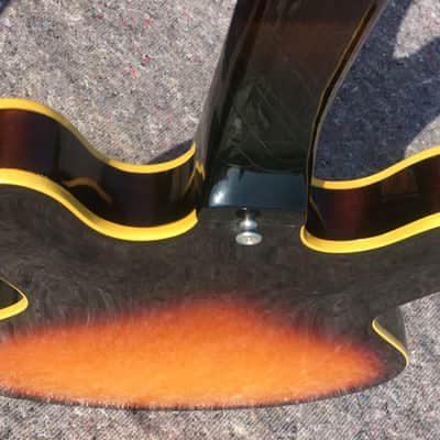 Gibson EB-2 1967 Sunburst image 12