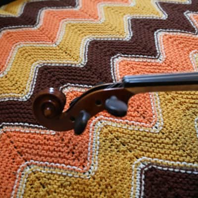 Glaesel Violin from Germany circa 2005 - Comes with Bow and Case image 7