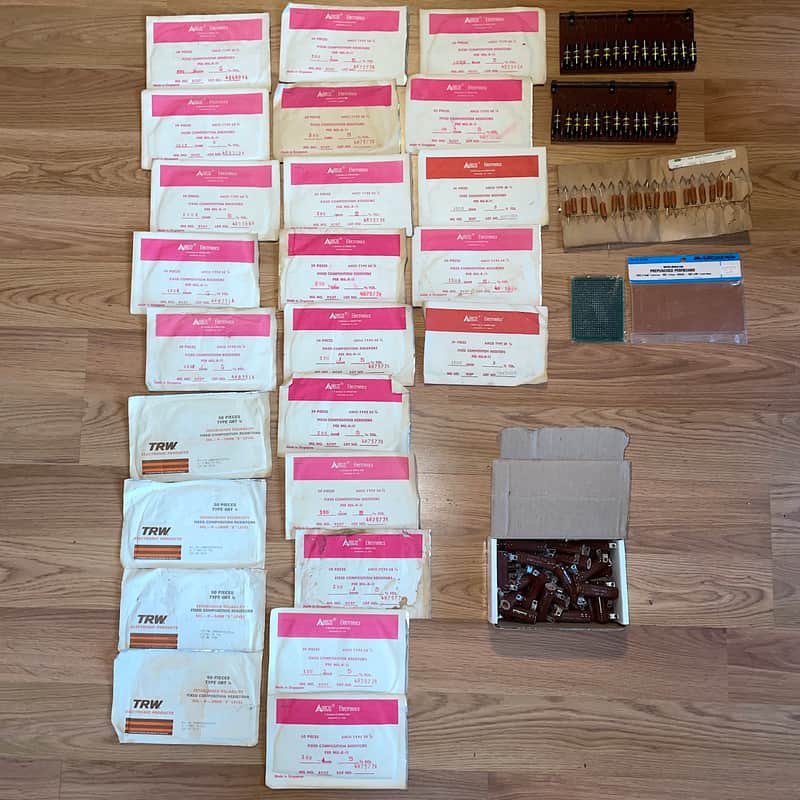 Huge Lot of 1000 + Resistors - Airco TRW Memcor Sage - NOS Vintage image 1