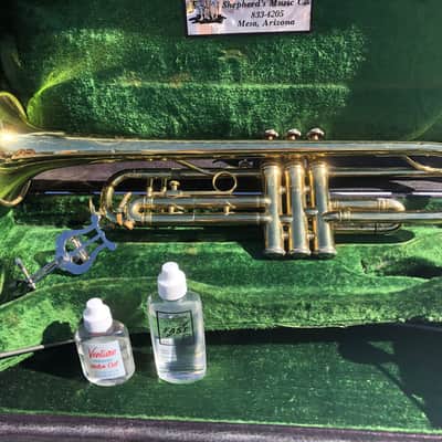 King Super 20 S2 1048 Trumpet w/ Hard Shell Case NICE image 7