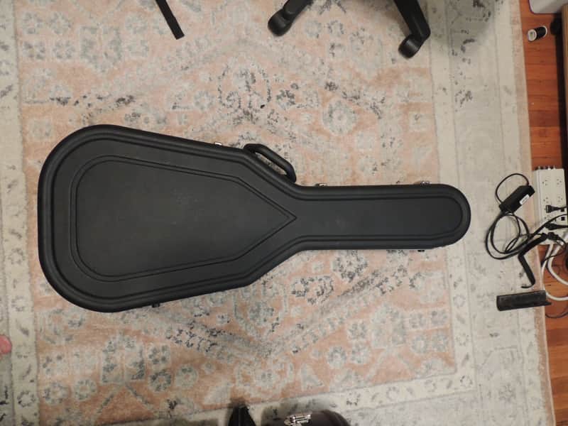 Hiscox PRO2 - GCL - Large Hardshell Classical Guitar Case - Black image 1
