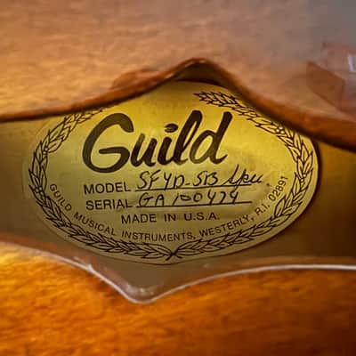 Guild Starfire IV SF 4D 1981 USA vintage with factory DiMarzio pickups OG plush hardshell case image 11