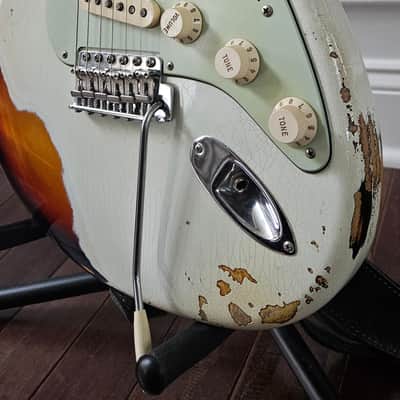 Fender Custom Shop '59 Stratocaster Heavy Relic- Olympic White Over 3-Tone Sunburst image 8