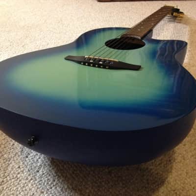 Kaman Ovation Ocean Acoustic OA-047 + Soft Case Blue/Green image 3