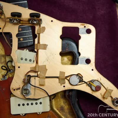 Fender Jazzmaster 1959 - Sunburst with Gold Anodized Pickguard image 17