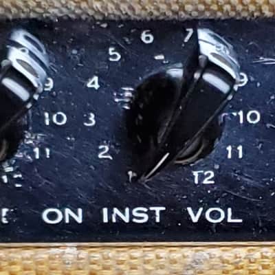 1949 Fender Deluxe Tweed Amp image 3