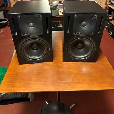 Genelec 1030A 6.5" Powered Nearfield Studio Monitor (Pair) 1994 - 2005 - Black image 1