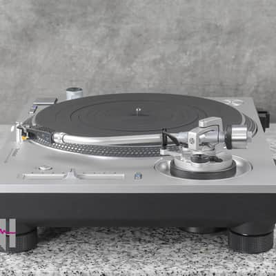 Technics SL-1200GR Direct Drive Turntable in Excellent Condition image 12