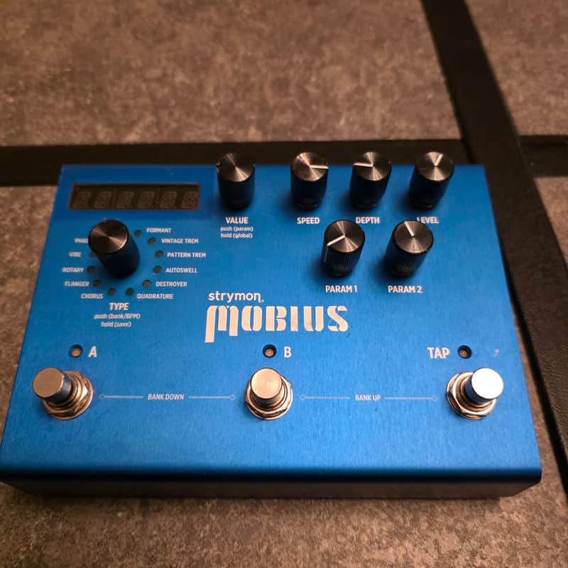 Strymon Mobius