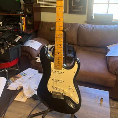 Fender Strat with Maple Fretboard 1987 - 1998 - Black image 1