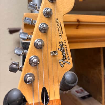 Fender Jazzmaster parts guitar - Stained sunburst with clear coat image 4