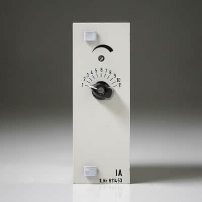 Siemens WSW 811 453 vintage Austrian line preamp #944016 with 30dB variable gain, much like the function of the V72. image 2