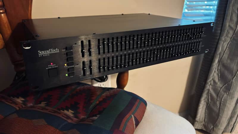 SoundTech ST-62EQ 2-Channel 1980's Equalizer image 1