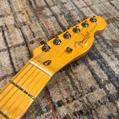 Fender American Professional II Telecaster with Maple Fretboard 2020 - Present - Miami Blue image 5