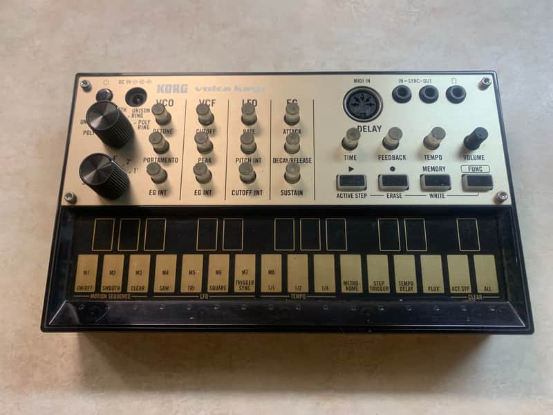Korg Volca Keys Analog Loop Synth | Reverb Korg Volca Keys Analog Loop Synth | Reverb
