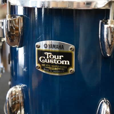 Yamaha Tour Custom 10" Maple Tom w/ YESS Mount - Blue Lacquer Finish | 8x10" image 7